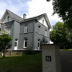 La Des Pervenches Bed & Breakfast
