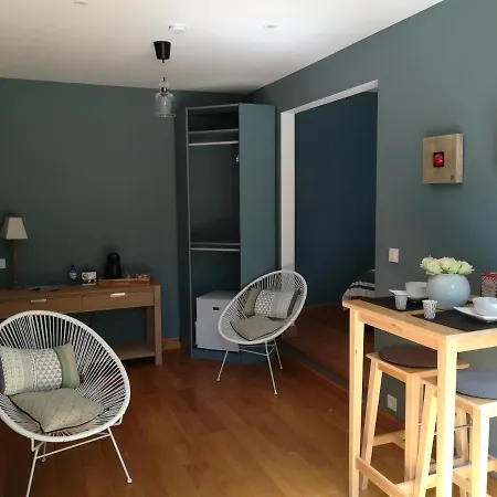 La Des Pervenches 住宿加早餐酒店 3*