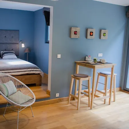 La Des Pervenches Bed & Breakfast