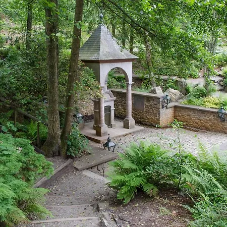 La Des Pervenches Bed & Breakfast